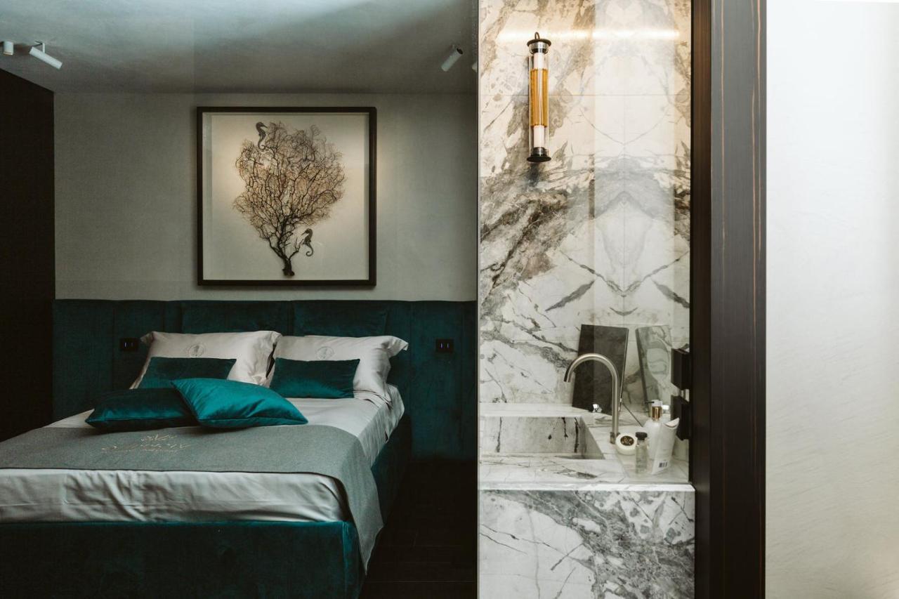 Bed and Breakfast The Harbour - Luxury Living à Trani Extérieur photo
