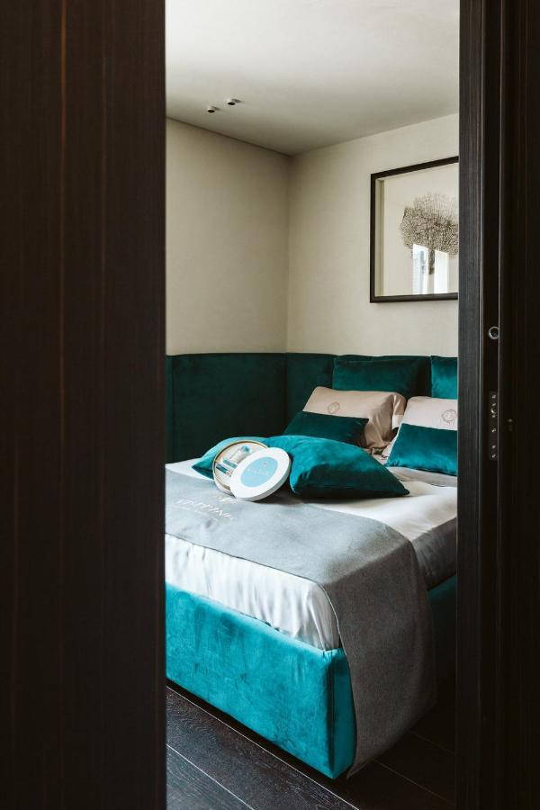Bed and Breakfast The Harbour - Luxury Living à Trani Extérieur photo