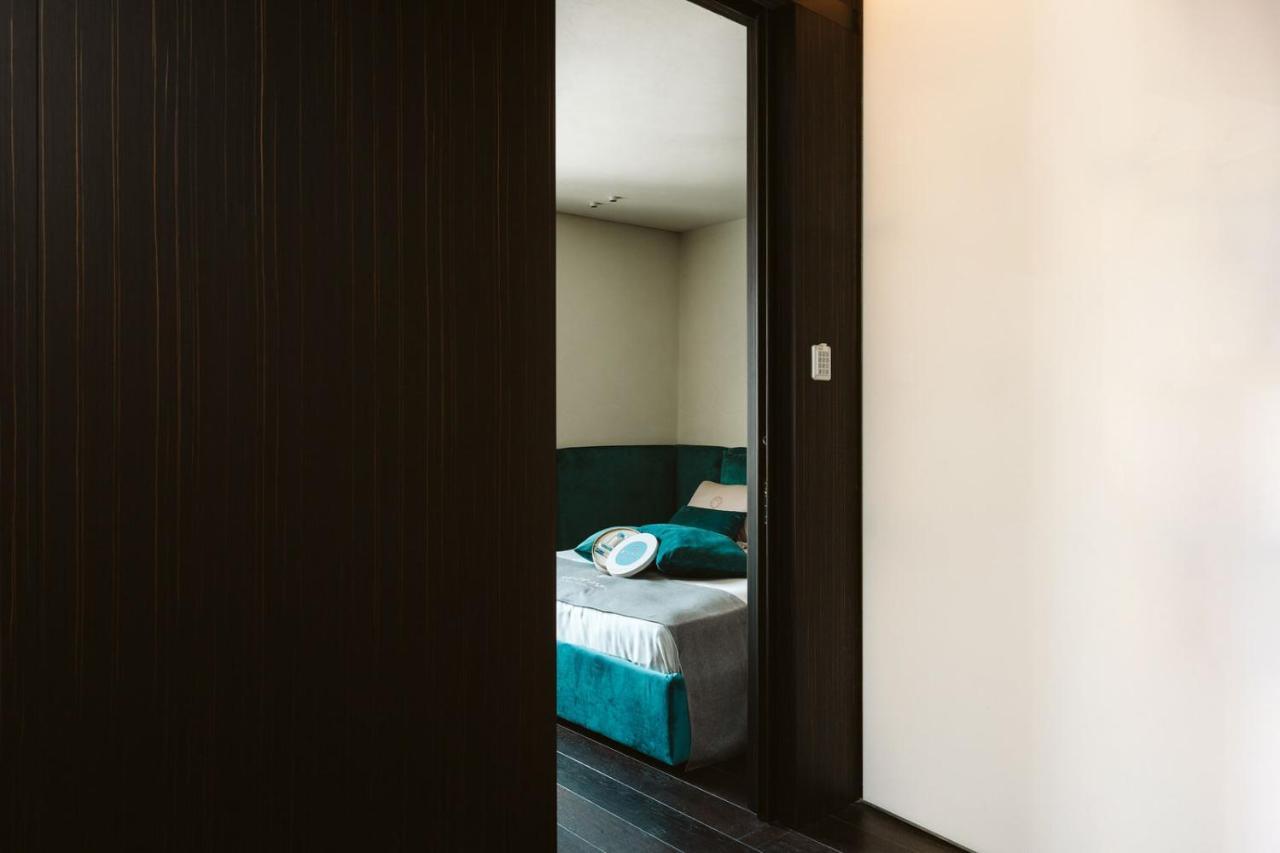 Bed and Breakfast The Harbour - Luxury Living à Trani Extérieur photo