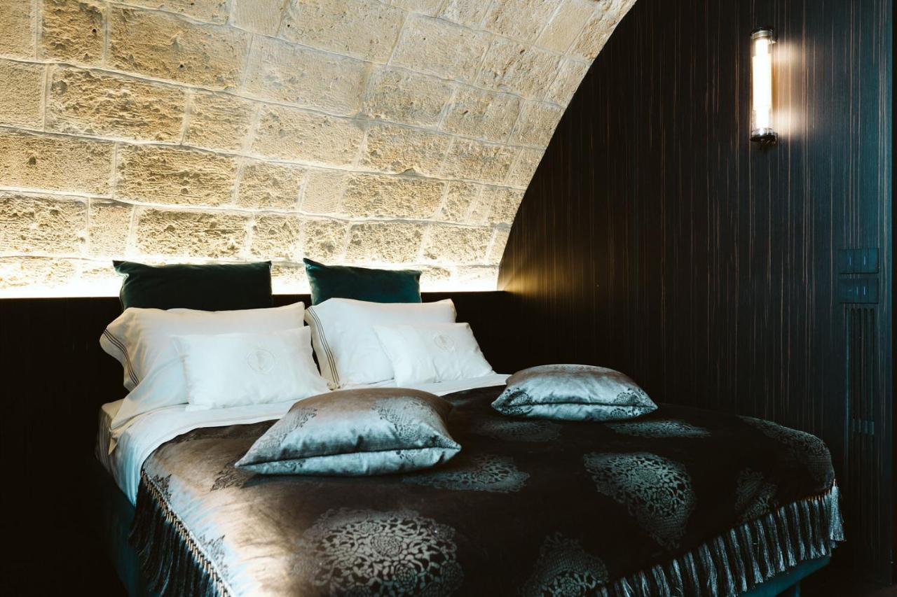 Bed and Breakfast The Harbour - Luxury Living à Trani Extérieur photo