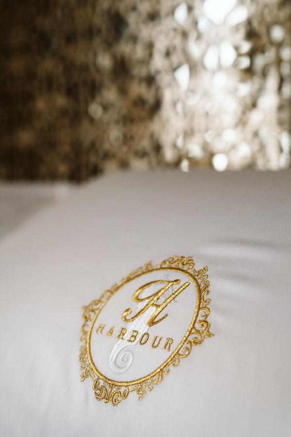 Bed and Breakfast The Harbour - Luxury Living à Trani Extérieur photo
